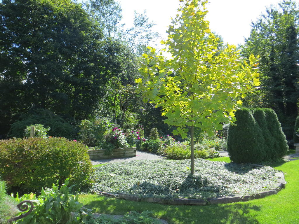 Lakewinds Country Manor Bed & Breakfast Niagara-on-the-Lake Exterior photo